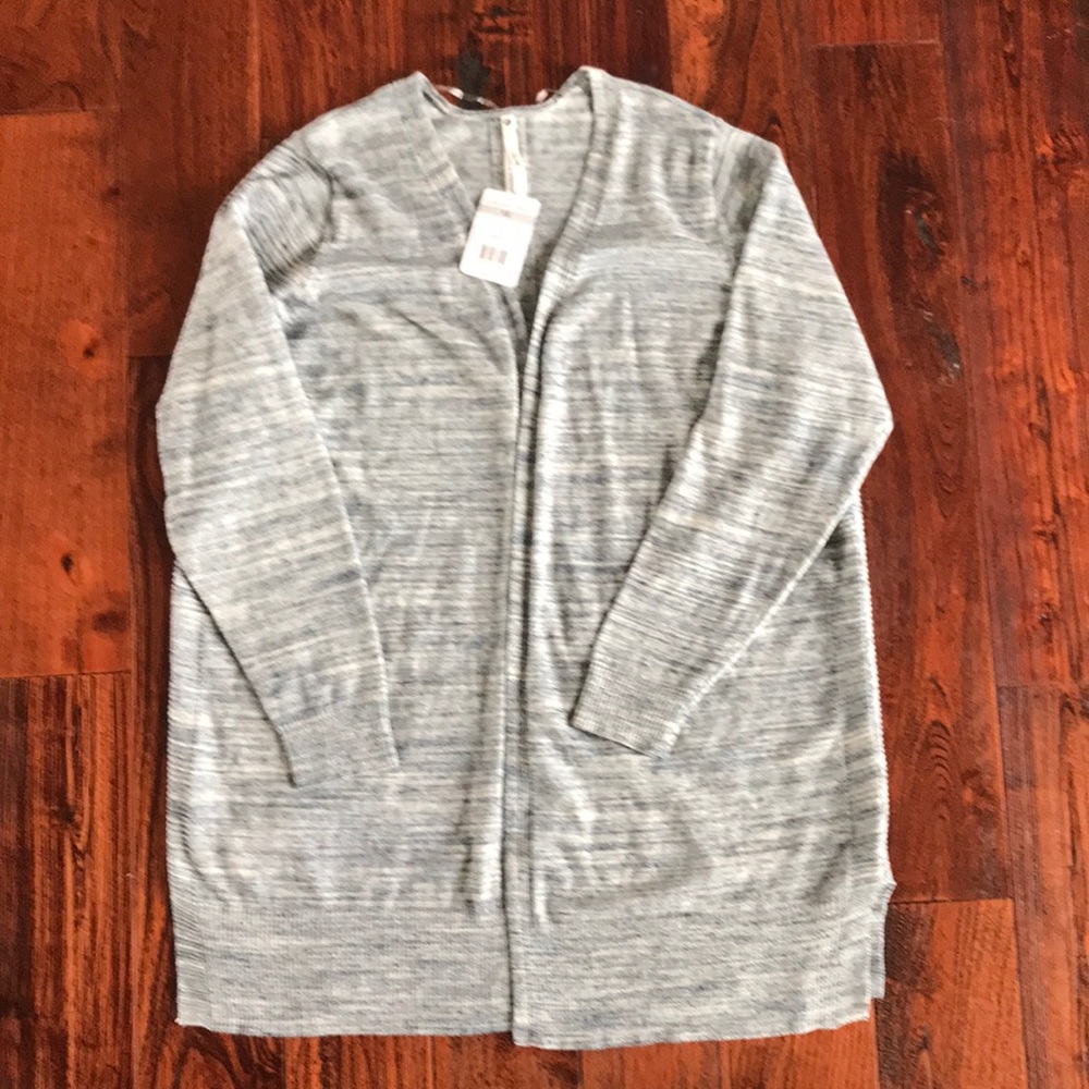 Leo & Nicole cardigan